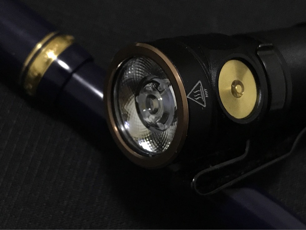 e16电筒,e16手电筒