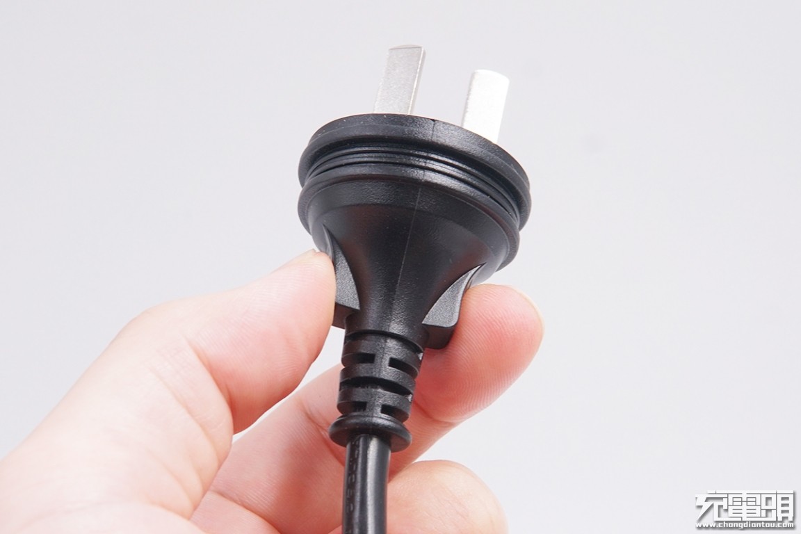 雷电三dp接口,雷电接口支持pd充电