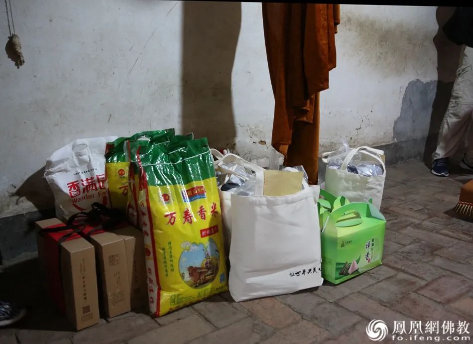 终南山端午供僧纪行:慧海公益带您走进神圣修行地