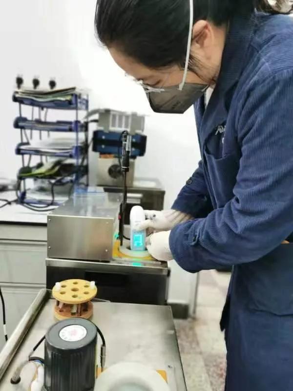 防疫红外体温计,红外体温计在防疫中的作用