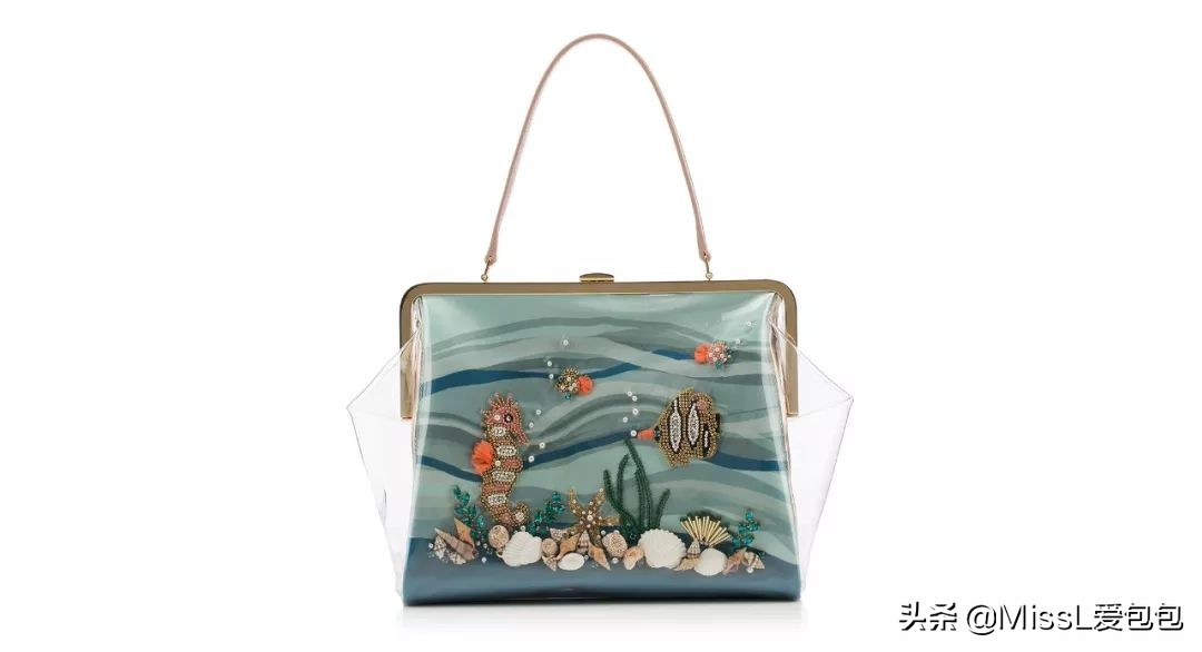 下雨天适合背什么牌子的奢侈品包,下雨天能背的lv包有哪些