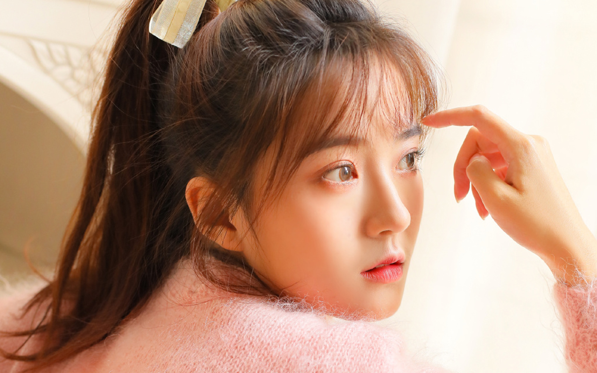 跟心仪女生每天聊天都有哪些话题,怎么聊天会让女生感受到爱意