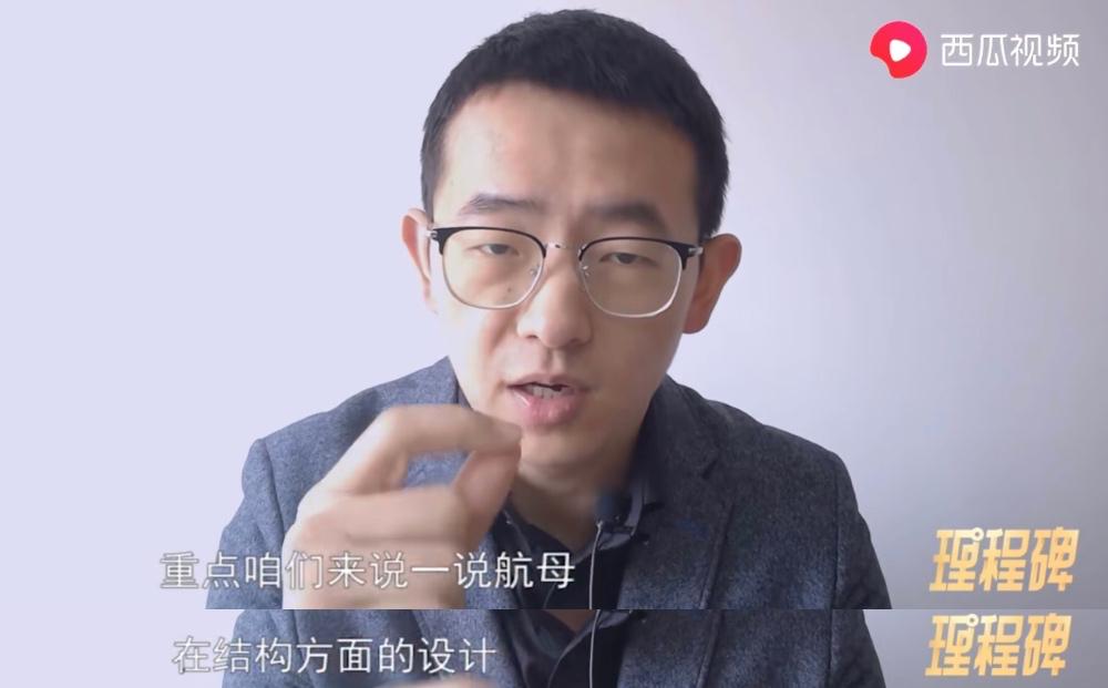 这个满口大碴子味儿的东北男人,可能是全网最“笨”的博主了