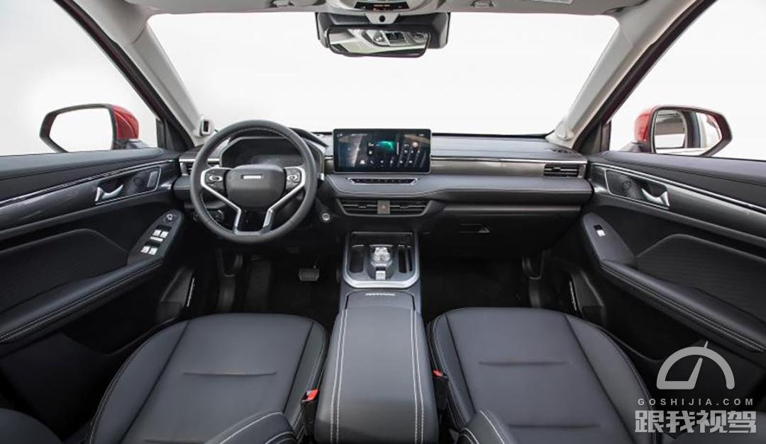 10万出头开走精品的suv科技感出色,二手车推荐7-8万左右suv手动挡车型