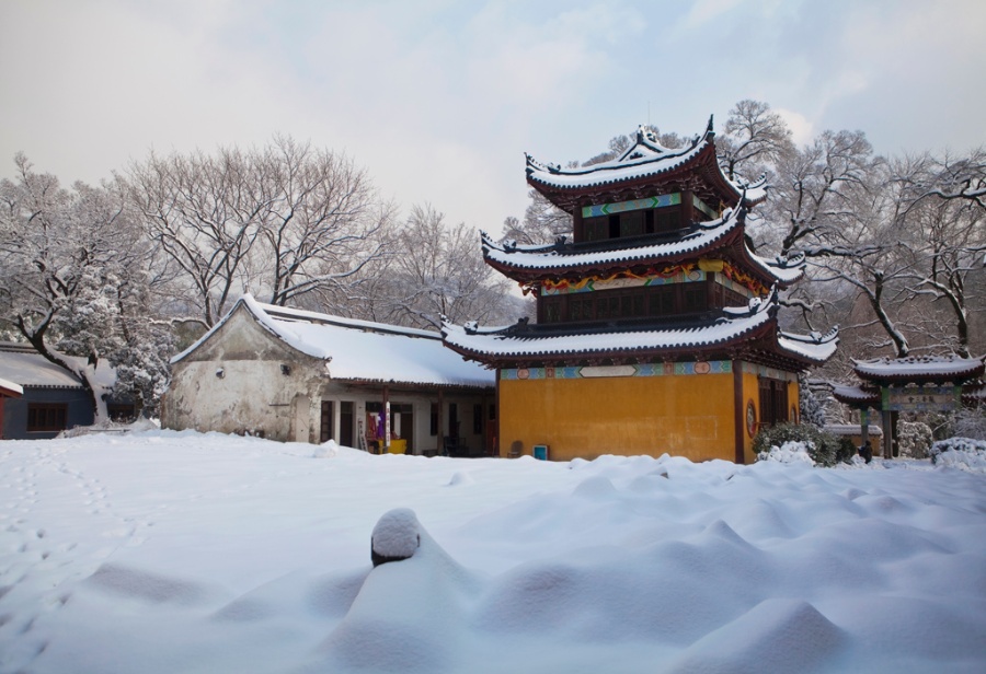 宁波有藏传佛教寺庙吗,宁波的佛教圣地是什么寺