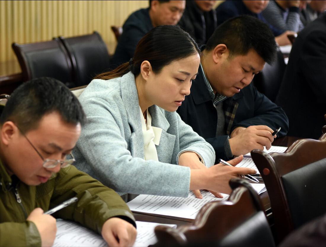 参公人员和公务员退休待遇一样吗,参公待遇与公务员区别