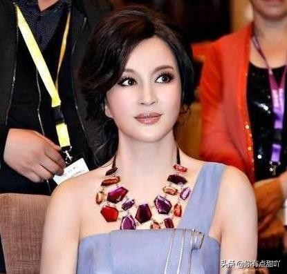 63岁怀孕的刘晓庆生子了吗,68岁的刘晓庆怀孕了吗