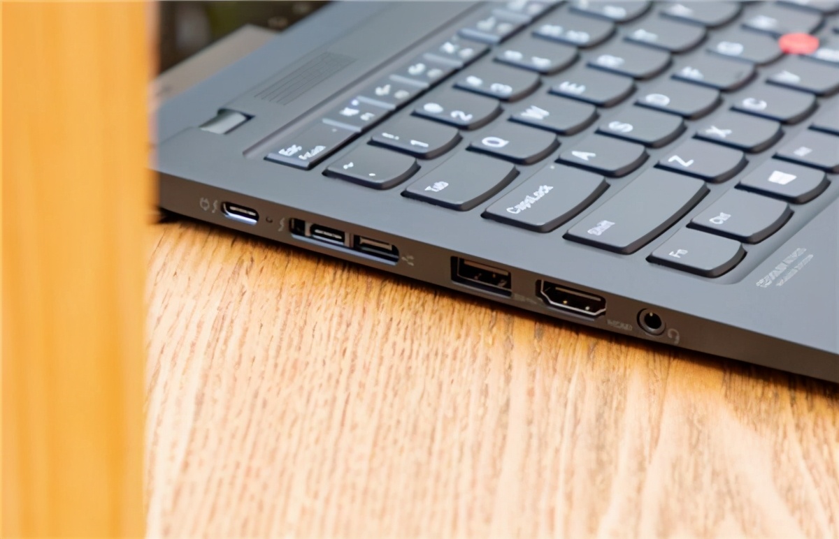 联想thinkpadx1carbon测评,联想thinkpadx1carbon2018评测