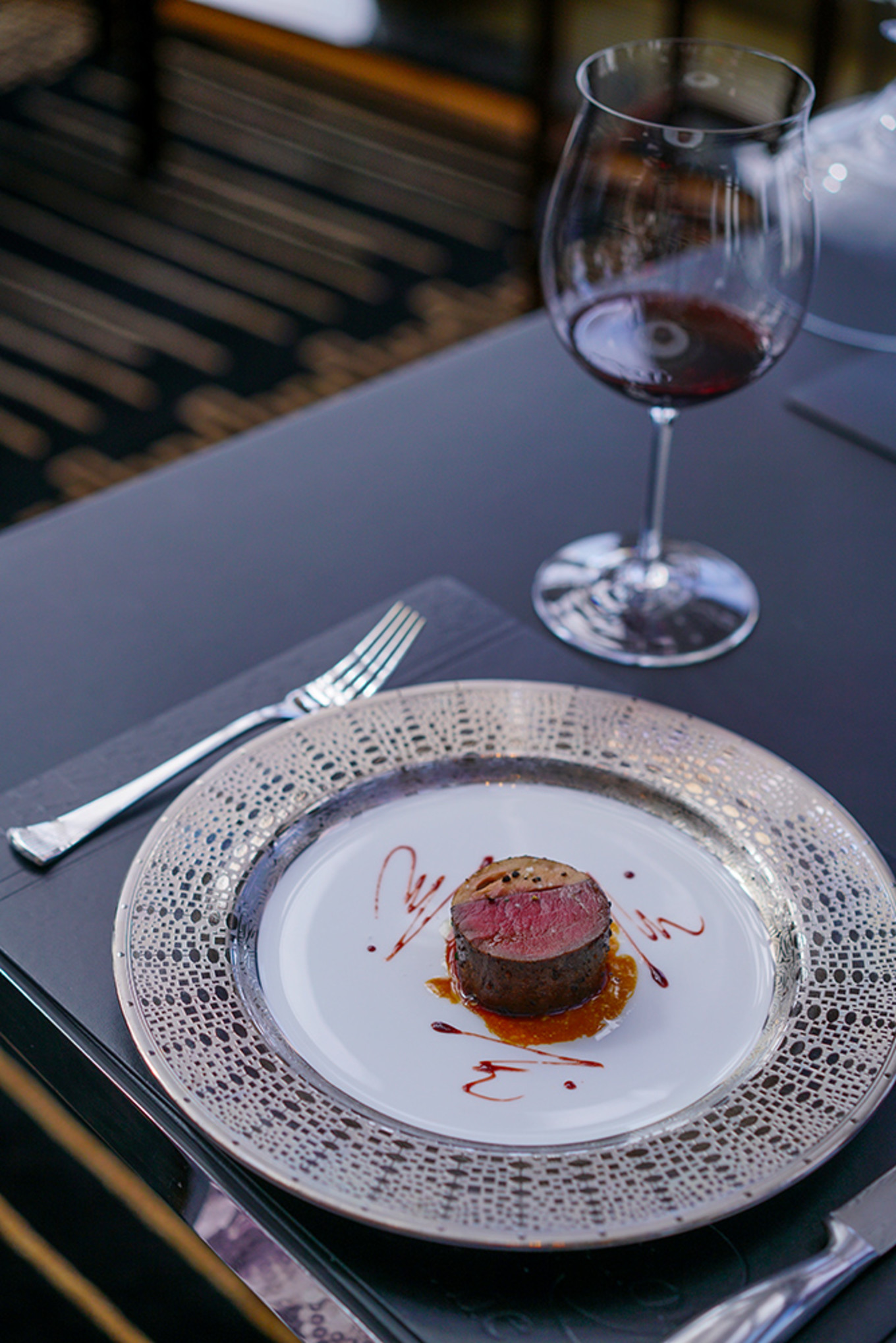 恋上世纪风情澳门，迷醉新葡京酒店