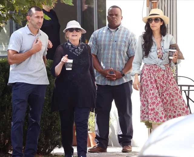 希拉里和克林顿同框,希拉里与克林顿同框视频