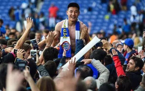 武磊要靠自己努力,武磊为什么不容易受伤