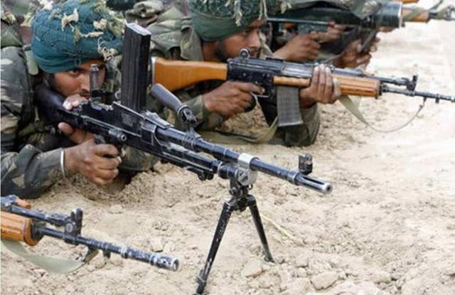 印度决心在边境搞事,却被迫买对手的防弹衣,巴网友:丢人现眼