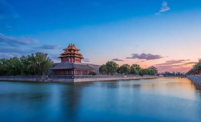 高中语文古诗常用的手法,古诗艺术手法有哪几种