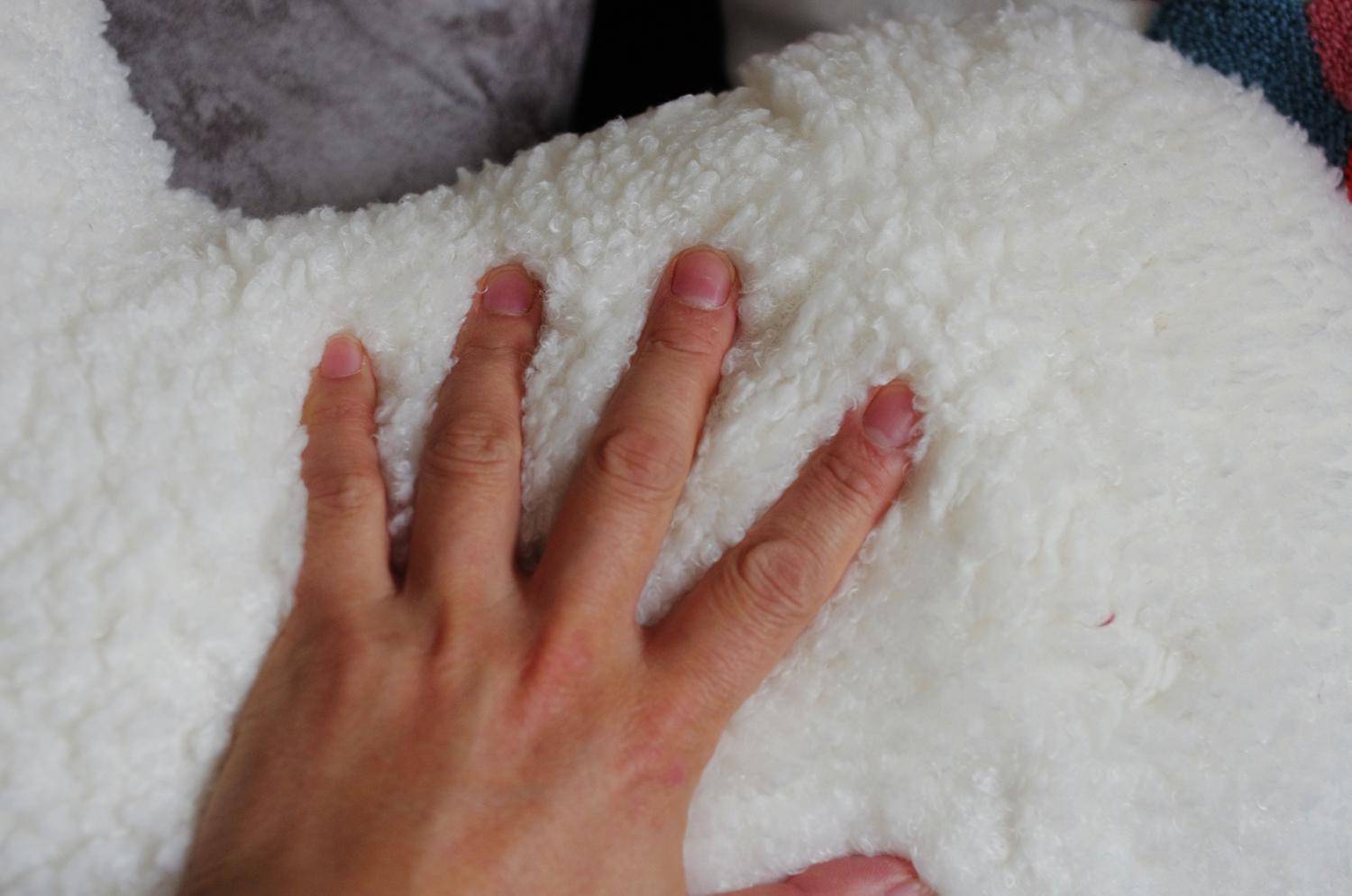 可爱治愈羊驼按摩器,可爱按摩枕羊驼