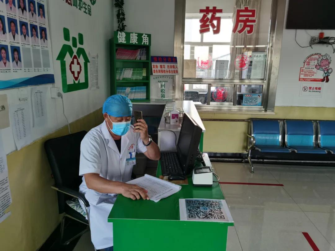 蔡庄镇持续开展新冠疫苗接种 (河口镇持续推进新冠疫苗接种工作)