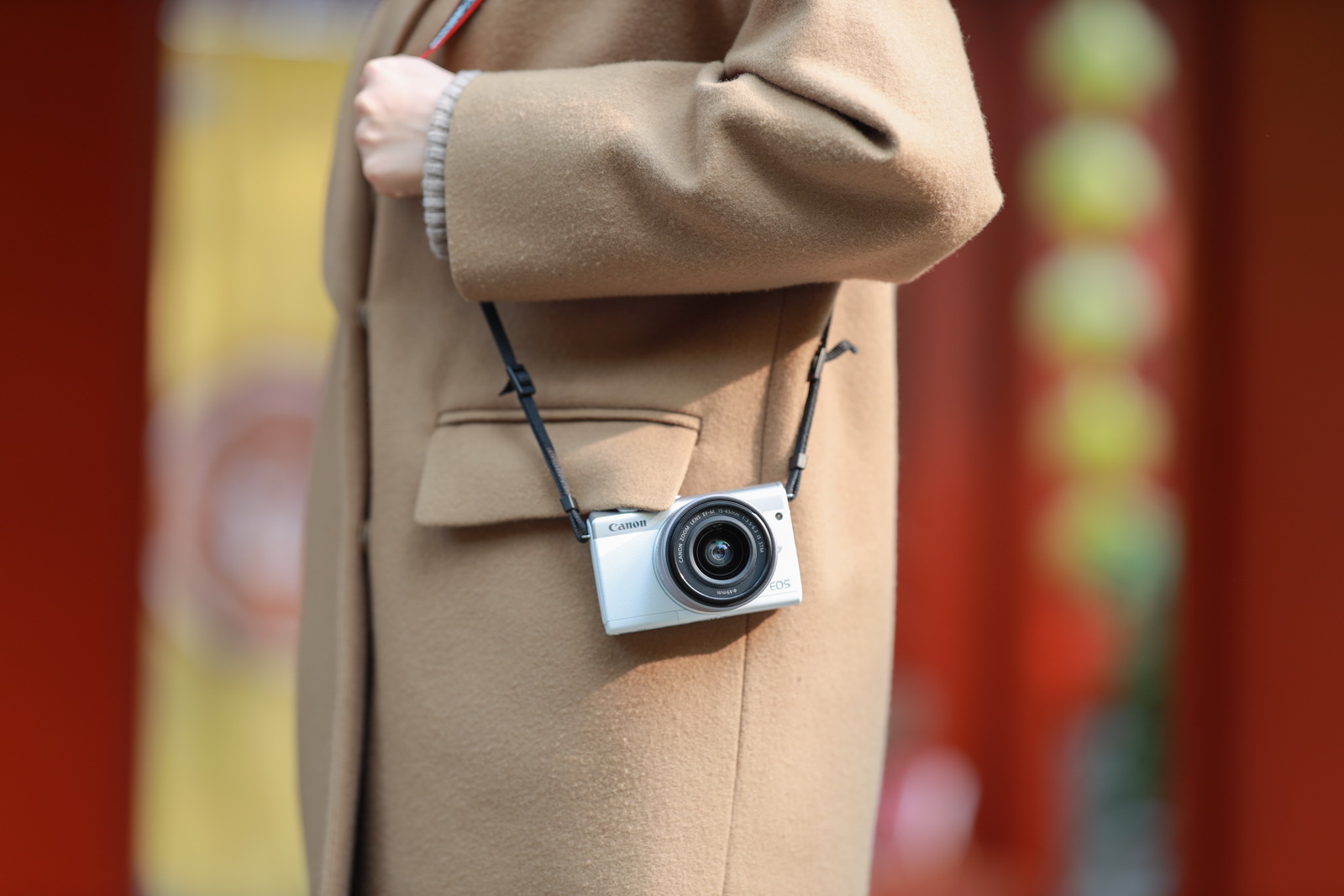 佳能eosm200测评,相机推荐入门佳能eosm200