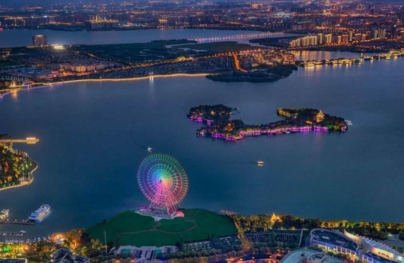 江苏工业、综合发展水平、人均GDP、经济综合竞争力均是全国第一