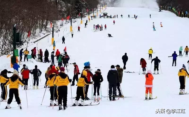 西安白鹿原滑雪场门票价格,西安高新区哪里有室内滑雪场