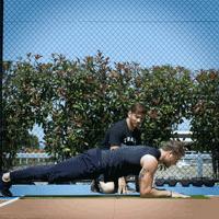 美队复联4雷神之锤,复联4美队背头