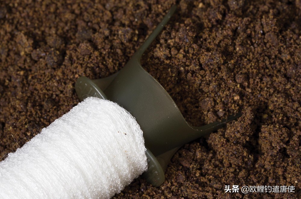 老外钓鱼打窝,老外打窝钓鱼视频大全