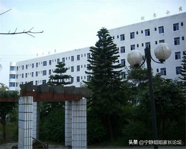 小升初名校巡礼：成都高新区初中学校巡礼，高新区的家长注意了