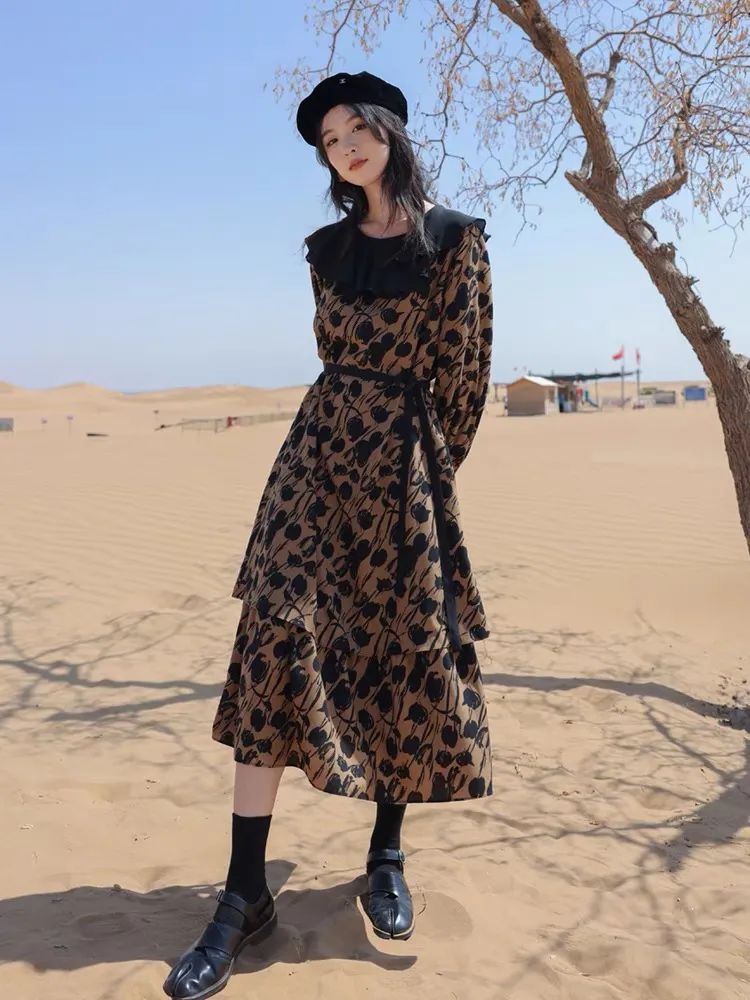 为什么网购的衣服穿上不好看,网上买的衣服为什么都那么难看