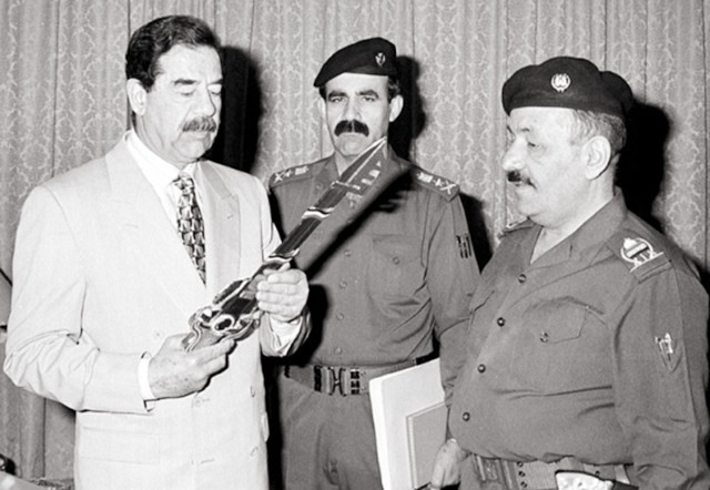 伊拉克总统萨达姆为何被绞刑,伊拉克被绞刑死的总统