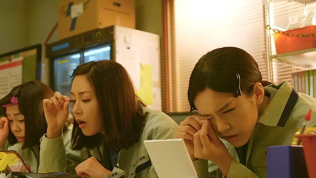 一旦开始性感,你再也毁不掉她了