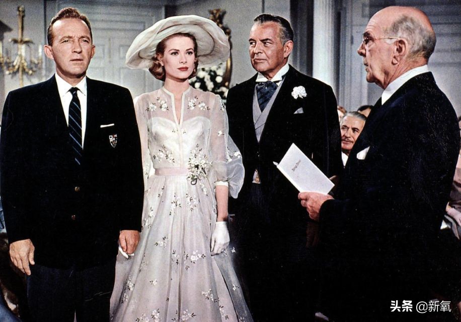 最厉害影后！完美神颜拯救整个王室基因，手段高超让国家起死回生