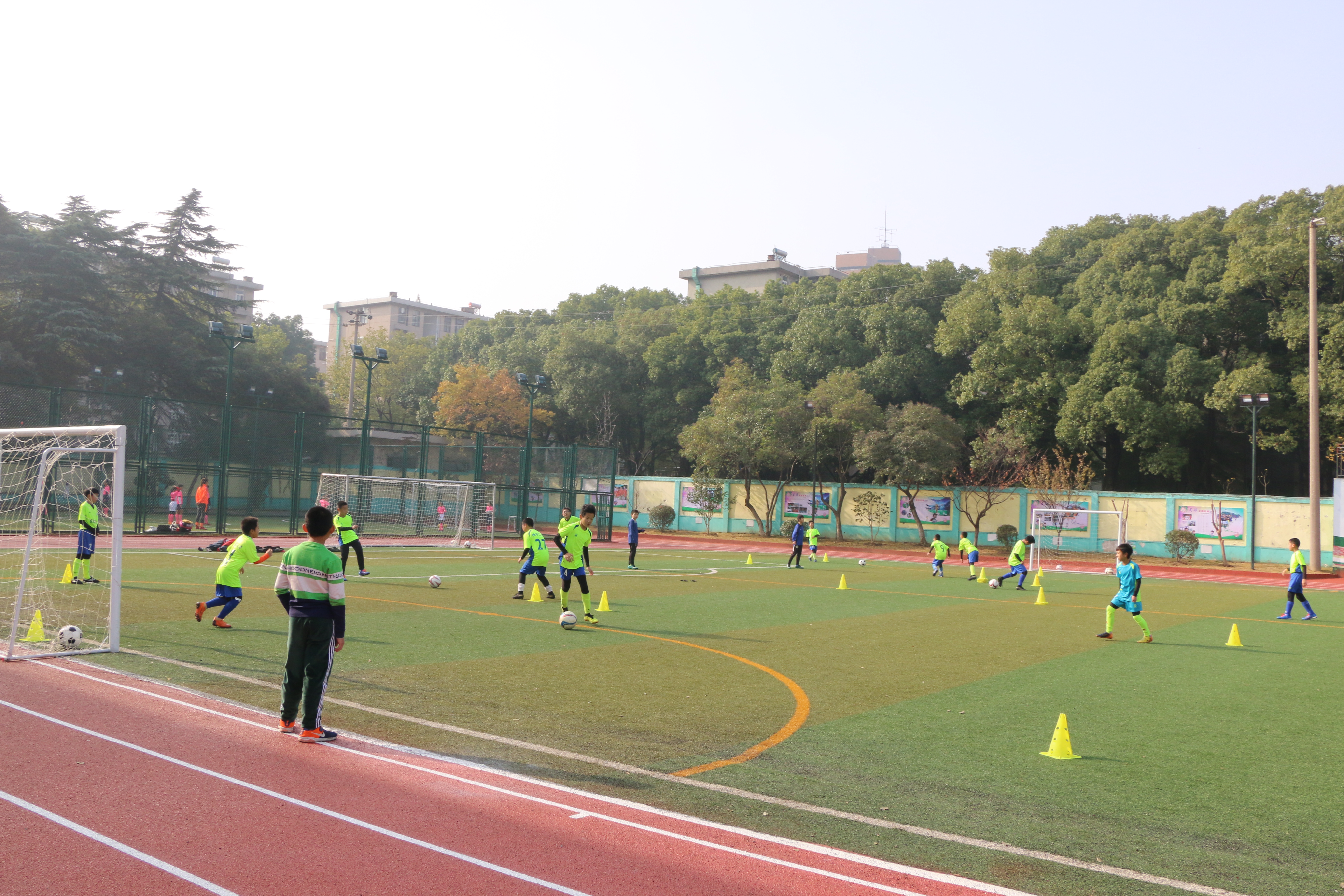 发展校园足球成就中国梦,江北新区校园足球联赛