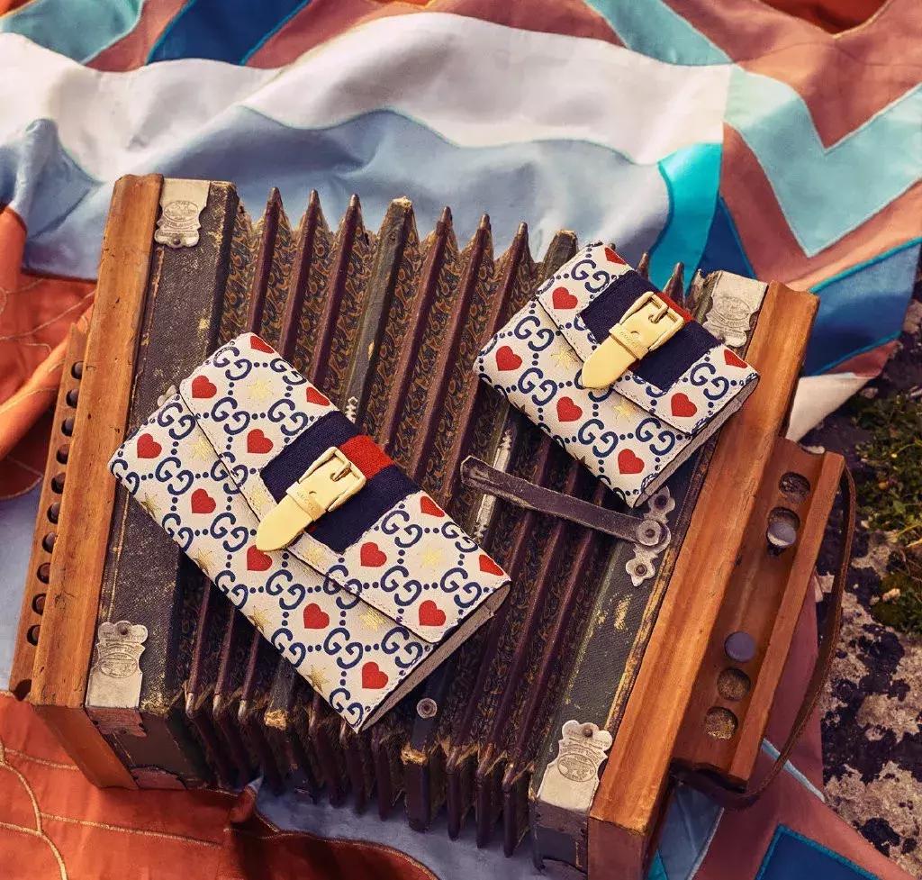 易烊千玺刘雯elle,易烊千玺刘雯互动