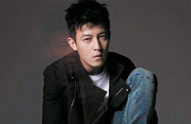 和陈冠希合作的男明星潮牌,陈冠希代言潮牌帆布鞋