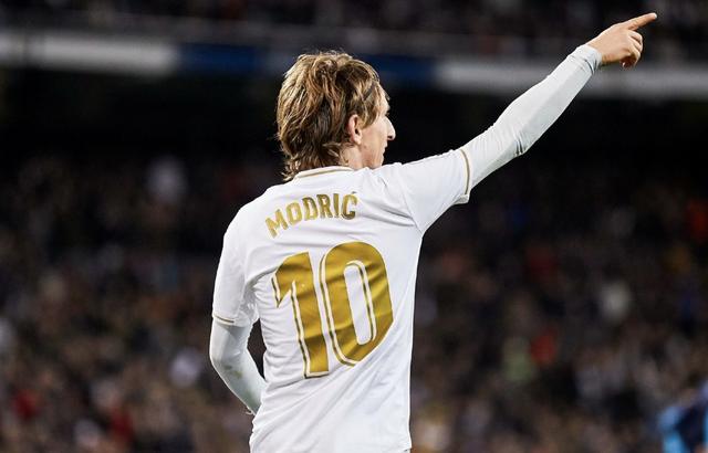 皇马拥有过的球员,现在皇马10号球衣是谁的