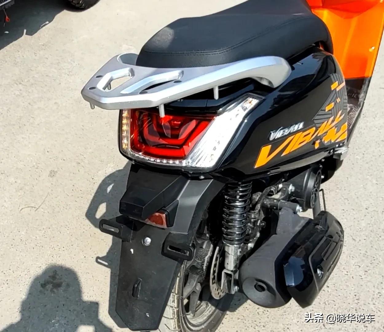 125踏板既有cbs有前后碟刹的车型,新款踏板125前后碟刹版