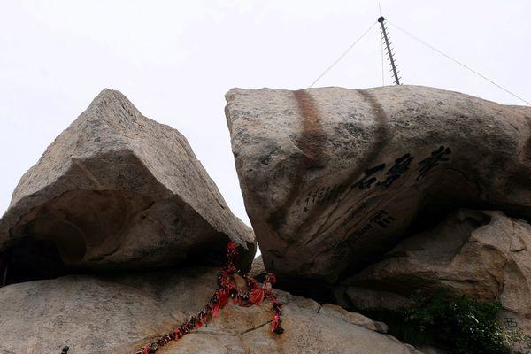 西岳华山五峰风景,华山一日游西安出发路线推荐