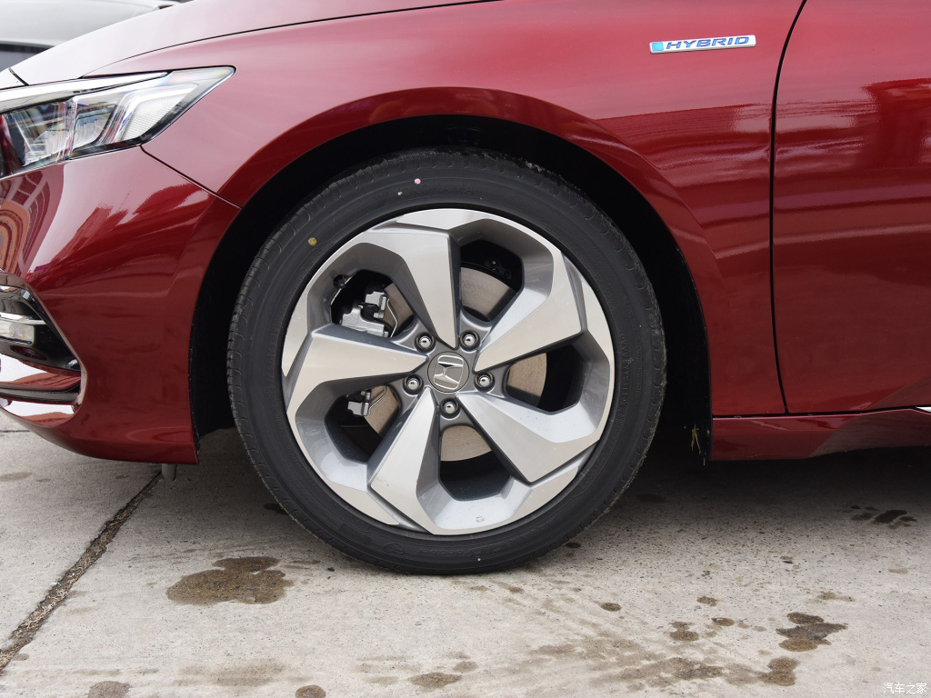 十代雅阁精英版轮胎详细参数,十代雅阁装什么轮胎最精英