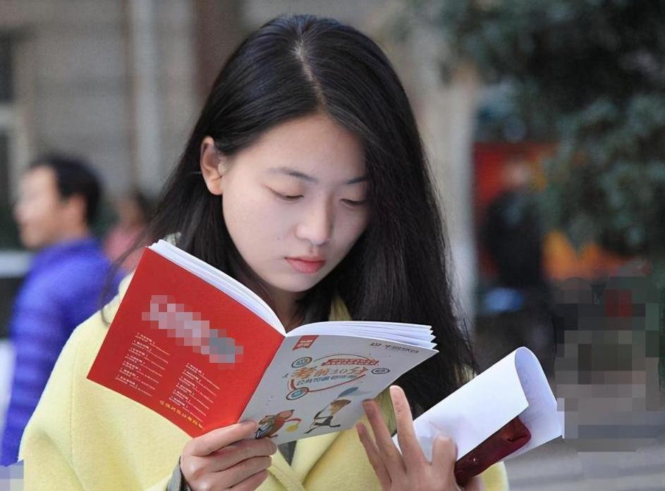 事业编和行政编谁更有前途,行政编和事业编差距有多大