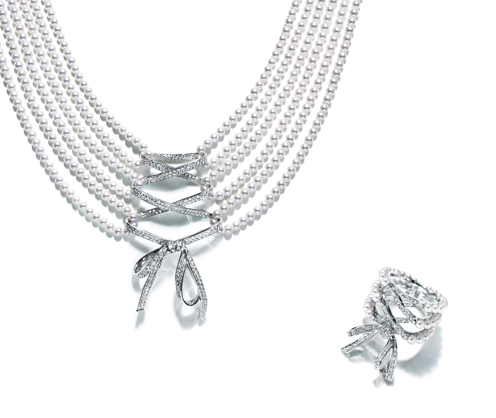 最美女人系列：疫情结束，春暖花开，我们就结婚吧