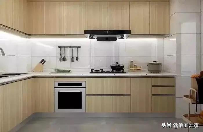 厨房没有窗户能通天然气吗,厨房没有窗户怎么设计