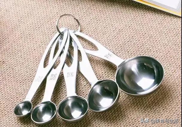 烘焙工具新手入门必备,烘焙入门十大必备工具