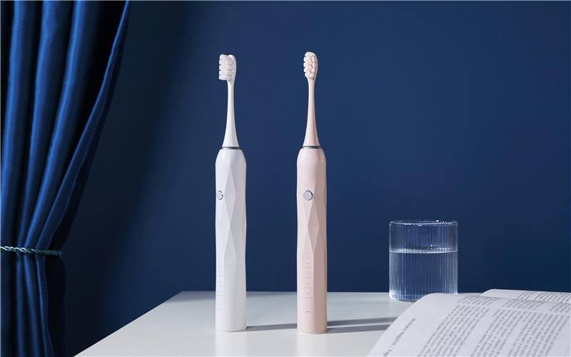 扉乐FiliX声波电动牙刷，不仅好看，而且能打