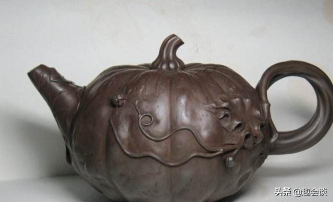 紫砂壶松鼠葡萄壶,方圆牌松鼠葡萄紫砂壶