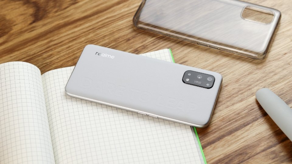 花1万4千买了个5.5g手机,realmeq2pro值不值得入手