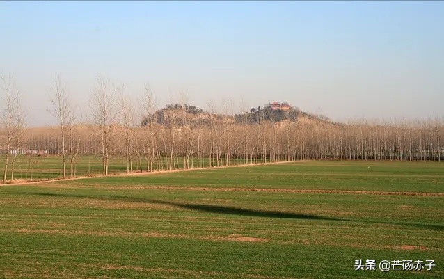 芒砀群山是怎样形成的,芒砀山和什么山相连
