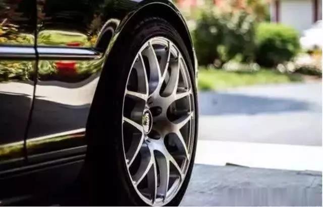 汽车保养四轮定位多少钱一次,四轮定位多久做一次一般多少钱