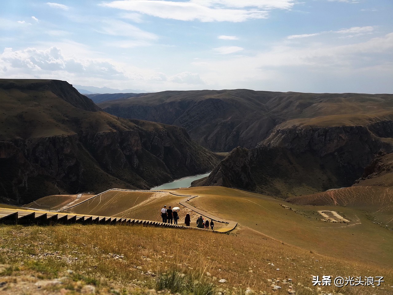 走进大自然观赏大自然的美丽风光,喀拉峻大草原风景太迷人