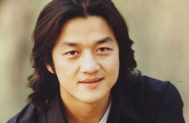 谢霆锋王菲张柏芝之间爱恨纠葛,谢霆锋张柏芝王菲三人感情纠葛