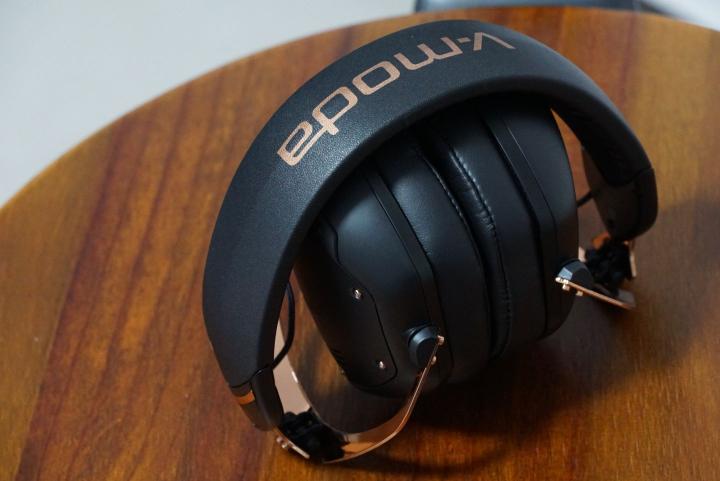 美国头戴式蓝牙耳机,可戴头盔的头戴式蓝牙耳机