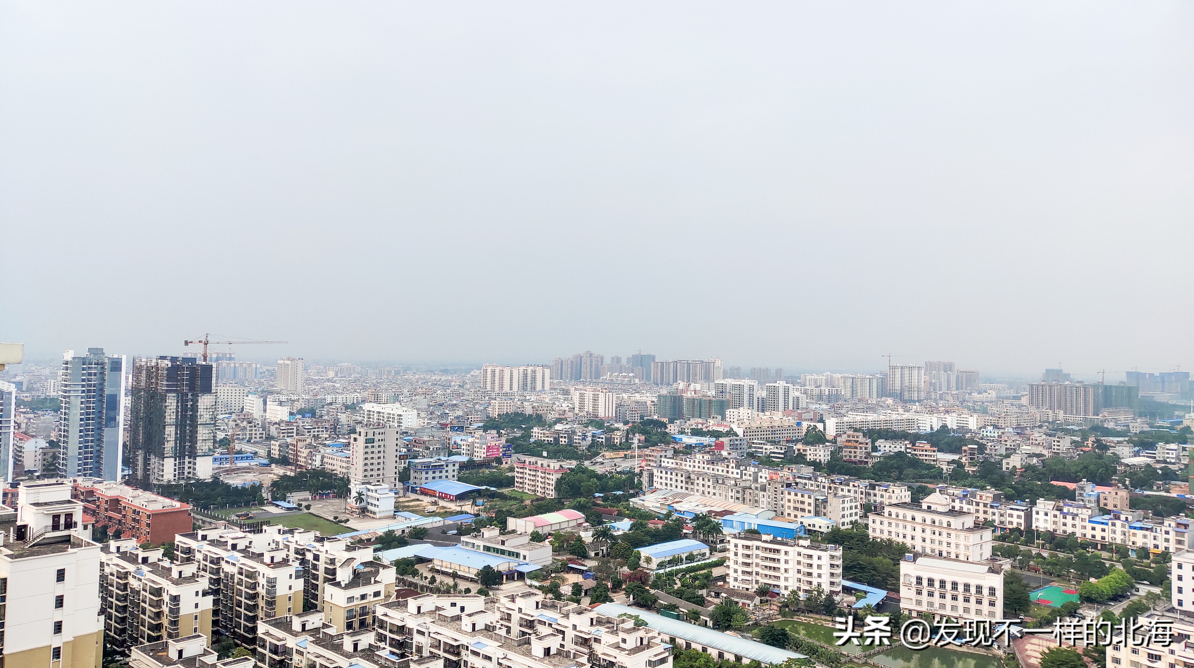 航拍合浦城东新区,合浦县城高楼视频