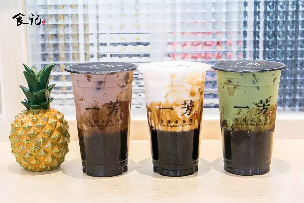 我太太太难了!体感36℃的襄阳夏天,全靠一杯高颜值的茶饮续命